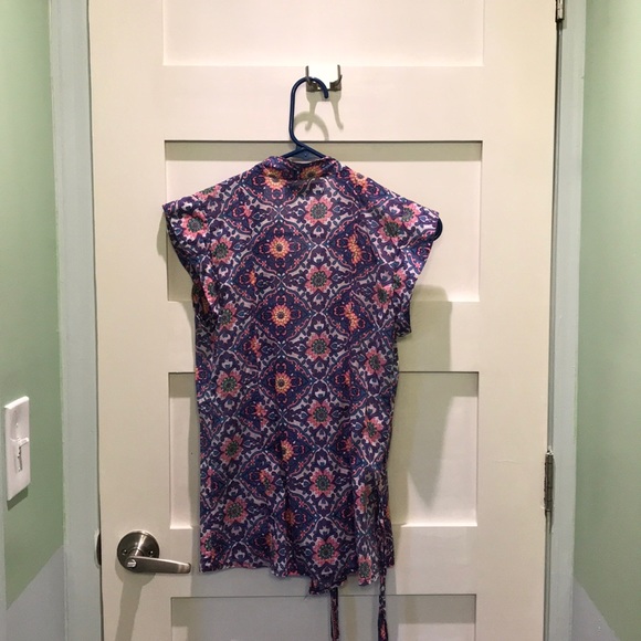 Flower wrap blouse - Picture 4 of 4